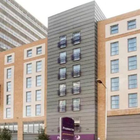 Modern En-Suite Near Croydon Town Centre And Metro Line 外观 照片